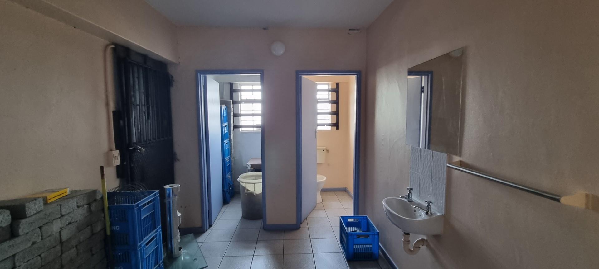 0 Bedroom Property for Sale in Beaconvale Western Cape